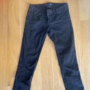 Guess Jeans Low-Rise Capris/Cropped Cut Black/Dark Grey Wash